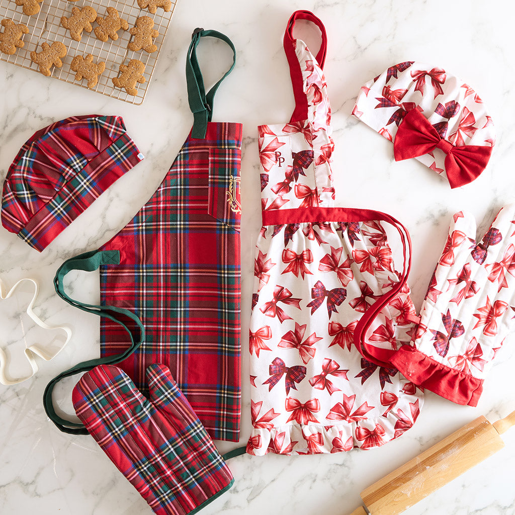 Avia Ruffled Oven Mitt