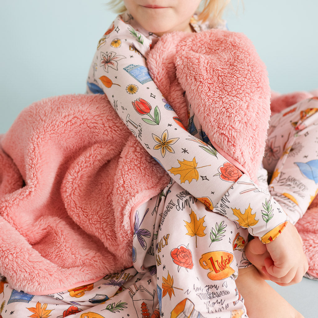 Gilmore Girls Luxe Plush Patoo® Blanket