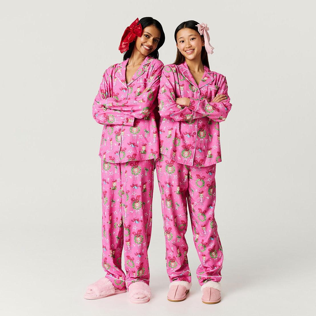 Dr. Seuss Cindy Lou Who Women's Flannelette Pajama Set