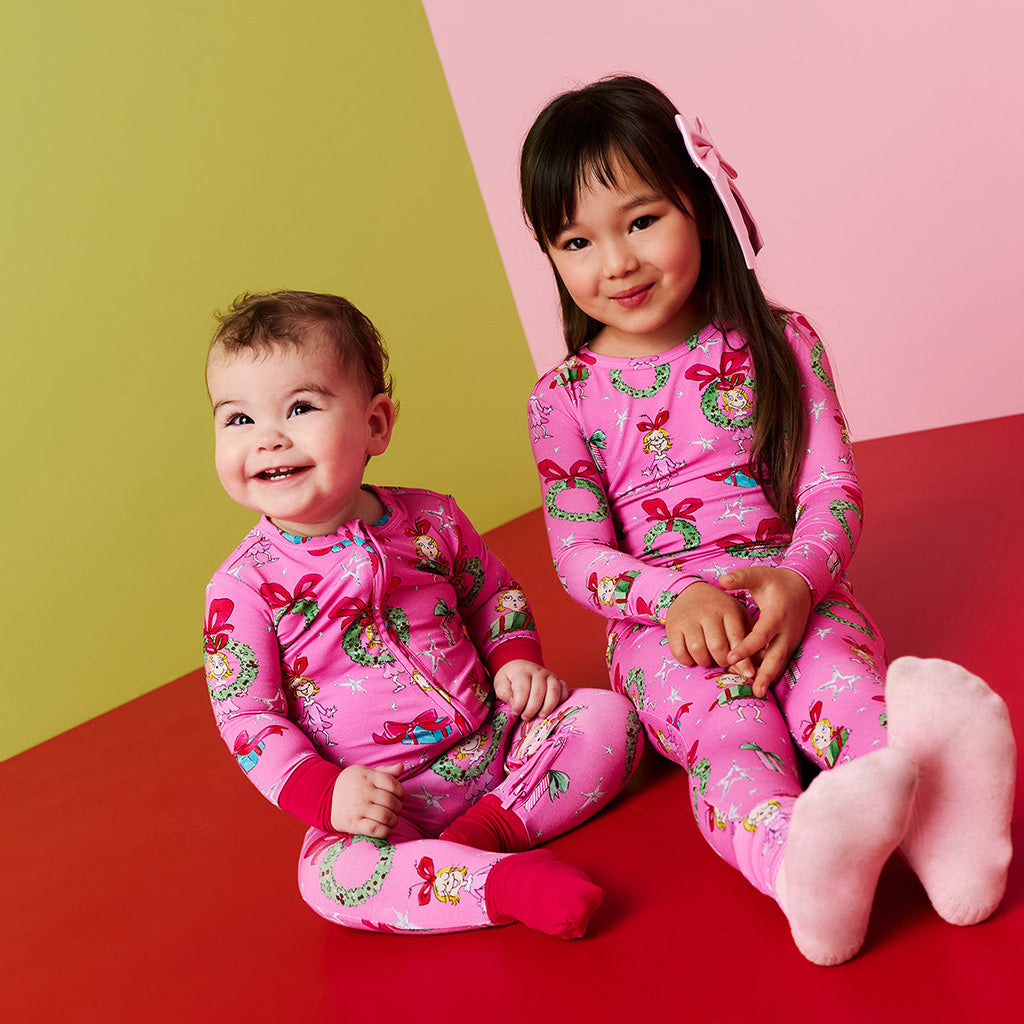 Dr. Seuss Cindy Lou Who Classic Pajama Set