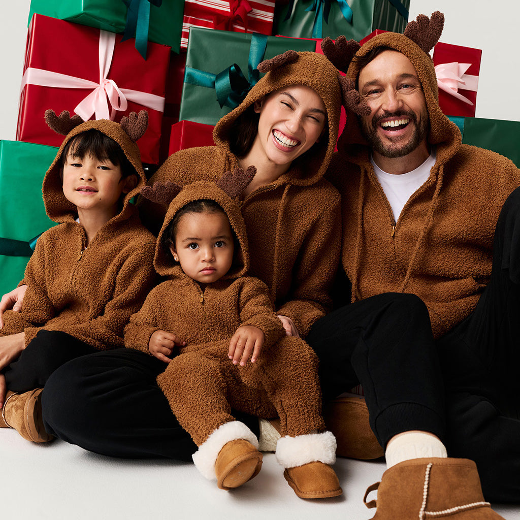 Merry Reindeer Women's Cuddle Zip Jacket