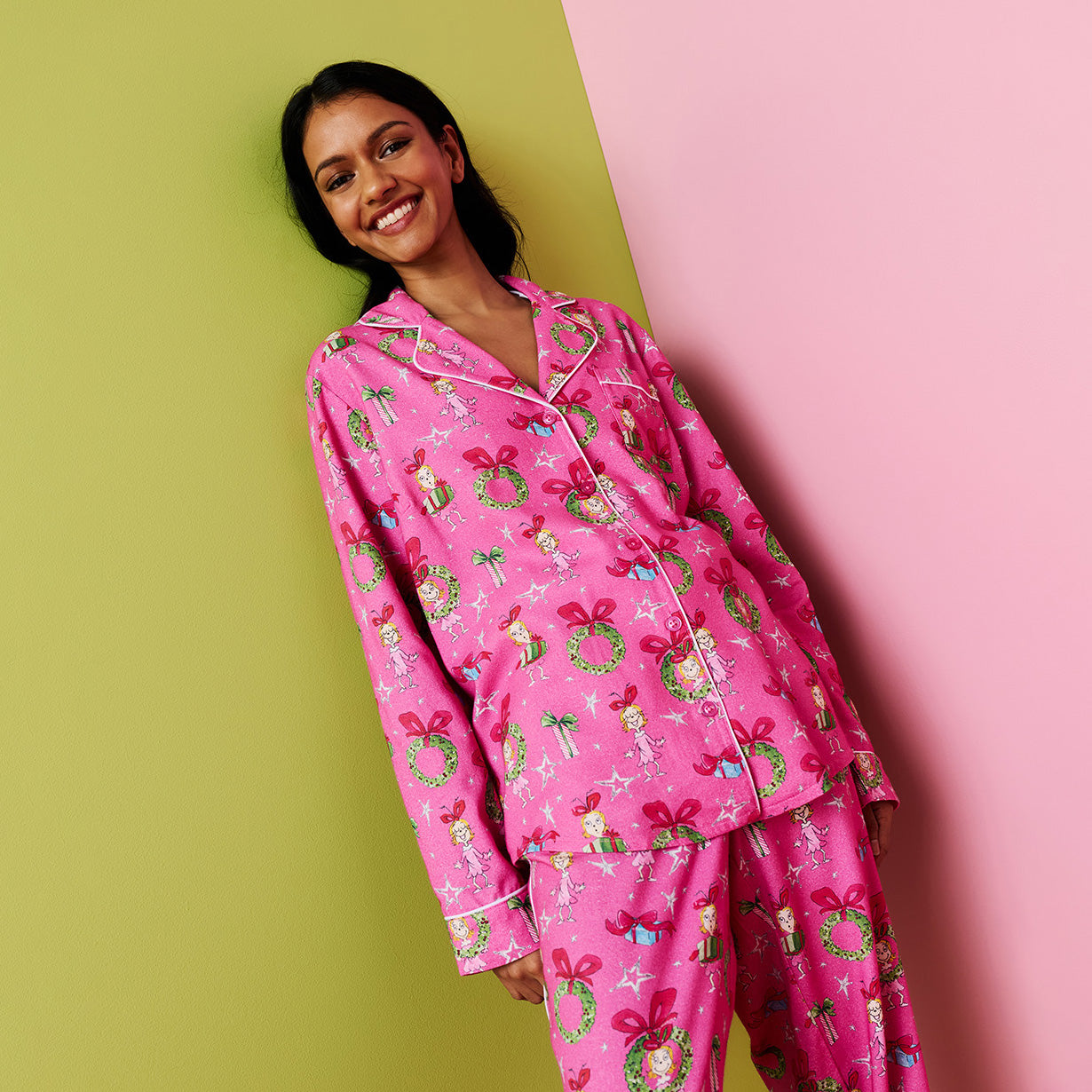 Dr. Seuss Cindy Lou Who Women's Flannelette Pajama Set